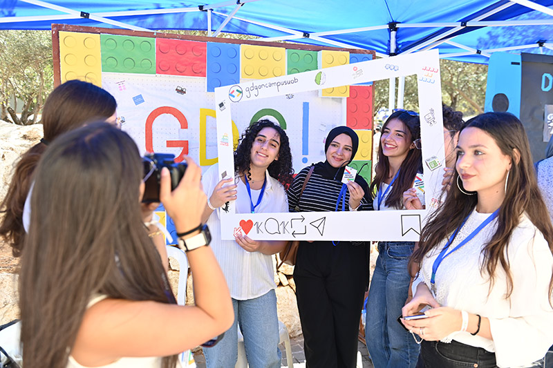 2025 Club Fairs jumpstart campus life at UOB